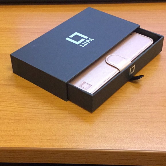 Lupa iPhone case - Picture 4 of 5